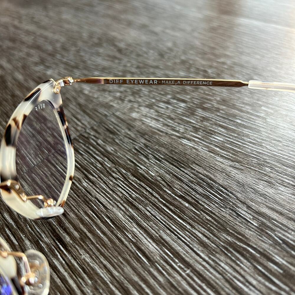 Diff Eyewear Tortoise Shell Sunglasses - image 10